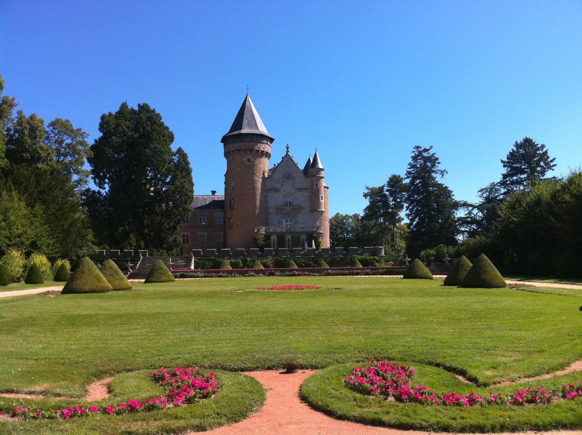 Chateau De Busset Eksteriør bilde
